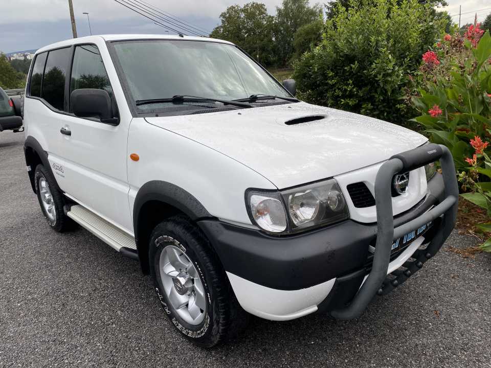 Imagen NISSAN Terrano II 2.7tdi sport