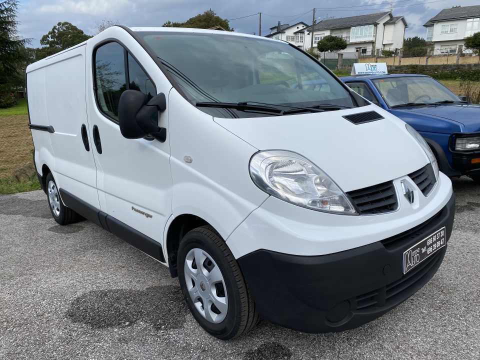 Imagen RENAULT TRAFIC 2.0DCI 115CV L1H1